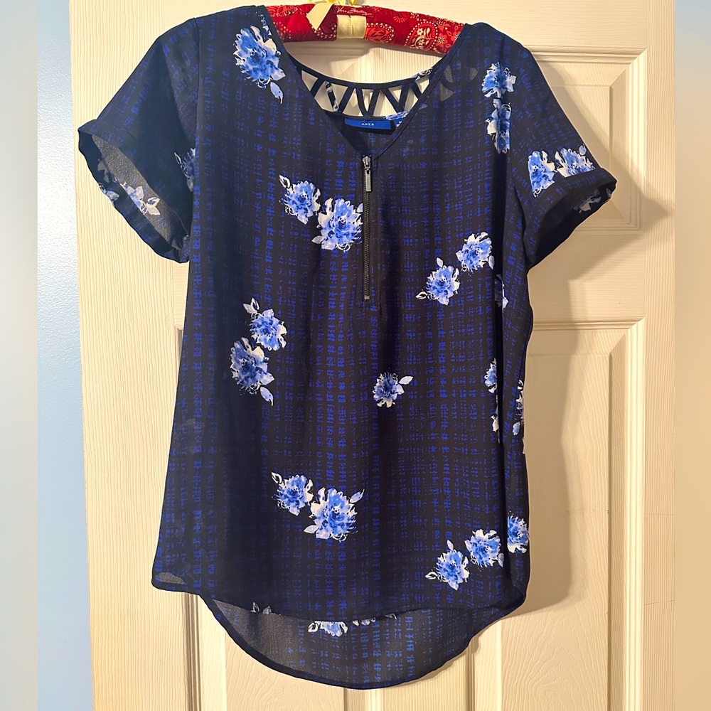 Apt 9 short sleeve blouse